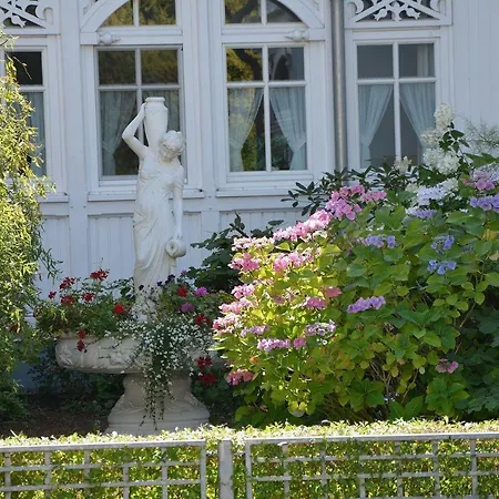 Villa-eden-typ-3 公寓 *